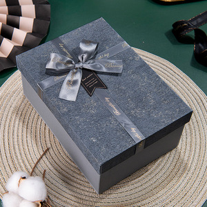 礼品盒子仪式感精致男生女友包装盒礼盒空盒小号生日礼物盒子高档