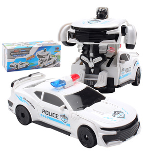 玩具车儿童变形汽车万向发光音乐跑车宝宝礼物机器人电动夜市广场