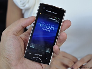 sony ericsson/索尼爱立信 st18i索爱直板超薄迷你安卓智能手机