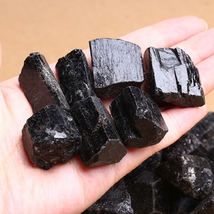 天然黑碧玺电气石托玛琳原石水晶碎石毛料消磁石五行石能量原矿