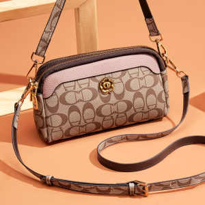 斜挎包女妈妈款中年小包2024新款时尚大容量高级感腋下包女单肩包