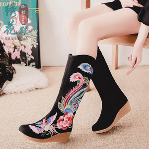 中国风棉靴古风绣花靴民族风单靴坡跟高筒靴牛筋底短靴布靴女靴子