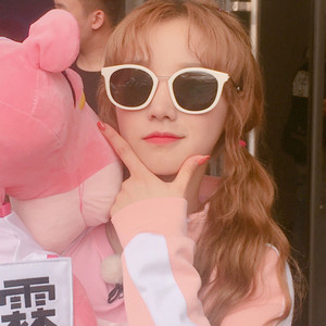 奔跑吧宋雨琦墨镜ins网红同款林小宅白色方框太阳镜韩版个性圆脸