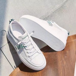 2022春夏季欧罗巴平底侧面纱网松紧带懒式小白鞋