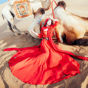 沙漠度假新娘结婚礼服裙红色敬酒服简约雪纺连衣裙仙女大摆长裙子