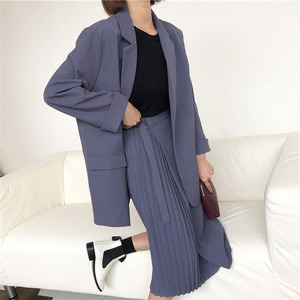 2019秋冬胖mm职业女裙两件套套装大码显瘦外套时尚半身裙宽松正装