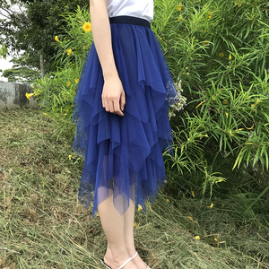 蓝色网纱半身裙百搭