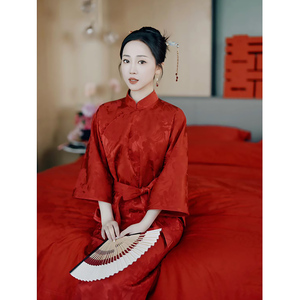 新中式提花红色喜庆改良旗袍上衣女新娘结婚晨袍敬酒服半身裙套装