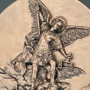 大天使圣迈克尔麦克st michael仿铜树脂版画雕塑像浮雕画装饰盘