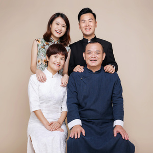 咭米摄影厦门全家福摄影亲子照宝宝照温馨家庭照民国风肖像照写真