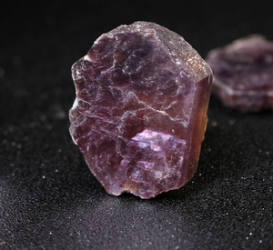 天然巴西云母矿石晶体片状紫云母锂云母原石标本教学科普收藏原矿