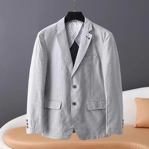 2023春季薄款西服外套男士灰色条纹质感休闲高级感小西服品牌剪标