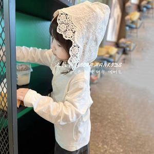 韩国童装女童潮酷穿搭上衣春夏装2024新款白色打底衫连帽蕾丝外穿