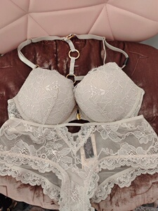 victoriassecret官方旗舰店天猫维多利亚的秘密 花漾蕾丝无钢圈内衣