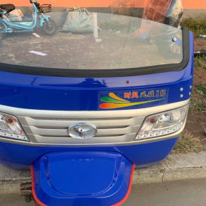 时风风骏1号三轮车前脸鬼脸半棚组合原车配套正品带玻璃带灯中网