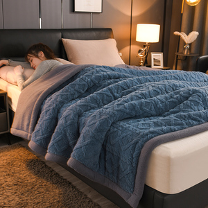 三层加厚毛毯被子保暖珊瑚法兰绒冬季单双人盖毯子沙发空调床上用