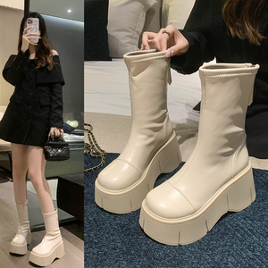 欧货增高9cm马丁靴女2023冬季新款小个子厚底超高跟休闲瘦瘦短靴