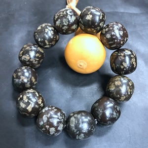 平云阁新疆甘沟陨石花橄榄有磁性原石加工鼓珠手链手串上新钜惠