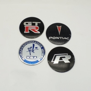 汽车通用改装车标方向盘 轮毂盖56mm铝质战字 红旗 gtr车身车标贴