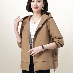 女士新款小外套