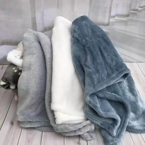 毛毯盖被四季通用纯色绒毛毯夏季法兰绒家用卧室双面盖毯休闲多用