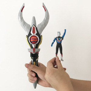 欧布奥特曼玩具 欧布飞镖长矛头标头镖投标飓风切割 武器 声光版