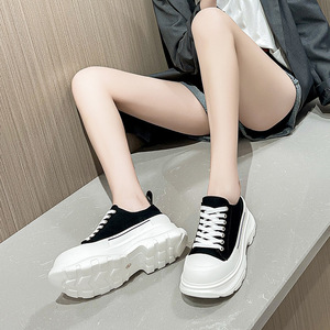 韩国休闲帆布鞋内增高女鞋2024新款网红小白鞋学生百搭运动鞋潮鞋