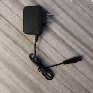 银莱特 5218-100w 7818-200w锂电头灯充电器双孔扁插二孔充电线