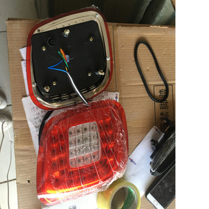 金彭飞马电动四轮车后尾灯新能源电动汽车观光车老年代步车后尾灯