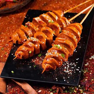 白大姐烤面筋28g孜然麻辣黑鸭味面筋串辣条休闲麻辣素食零食小吃