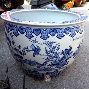 景德镇陶瓷鱼缸中型大号青花瓷客厅金鱼缸睡莲荷花缸风水公司摆件