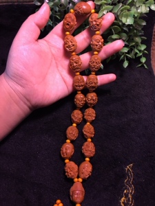 橄榄核雕刻 十八罗汉手持 李双款一款三戴项链脖挂长串手串手工