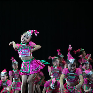新款儿童彝族苗族舞蹈演出服小荷风采嘟嘟切服装少数民族群舞服装