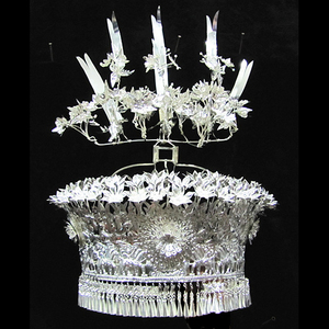 苗族银饰帽子凤冠银项圈项链苗族舞蹈头饰少数民族头饰侗族银帽