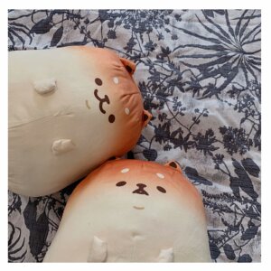 可爱微笑呆萌面包狗狗毛绒玩具抱枕床上安抚公仔摆件中性节日礼物