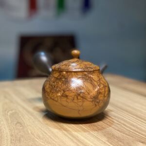 日本常滑烧九十多岁收山大师 水上清樱山 黄泥窑变藻挂壶 270毫升