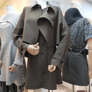 亏本清货不退不换renee2020新款排扣无袖连衣裙 风衣外套两件套女