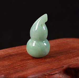 小葫芦玉坠天然缅甸