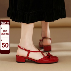 芭蕾少女交叉扣带玛丽珍鞋夏季新款包头粗跟学院风复古红色高跟鞋