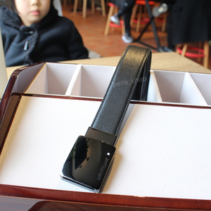 新品 万宝龙牛皮压纹矩形镀辽暗光自动扣商务男士皮带 116705