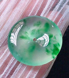 拍卖翡翠吊坠平安扣玉坠冰种玻璃种飘花阳绿满绿男女款式挂件附证