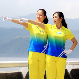 中国梦之队健身操 梦九男女红色黄色 广场舞表演健身运动半袖套装