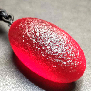 正品天然库尔勒血玻璃陨石原石吊坠随型项坠外太空宇宙红色石头