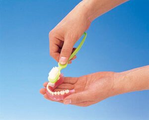 日本制假牙专用牙刷双面设计清洗假牙刷假牙牙套矫正保持器清洁刷