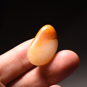 已定 正宗新疆和田玉籽料黄沁白玉原石玩料包金手串籽料