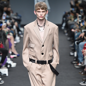 男士冬季休闲意大利米兰走秀款多双口袋小西装雅痞修身单排西服