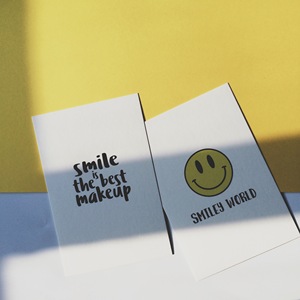 smile / smiley face 笑脸卡片ins风 拍照摆拍背景道具