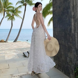 夏轻婚纱白色小礼服高级感连衣裙露背性感海边度假裙三亚旅行拍照