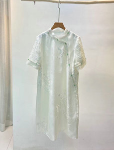 新中式改良旗袍白色仙气连衣裙高端茶服 刺绣钉珠桑蚕丝宽松A字裙