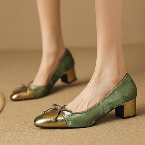 女鞋2024春季新款通勤绿色国风牛皮鞋子粗跟圆头浅口中跟女士单鞋
